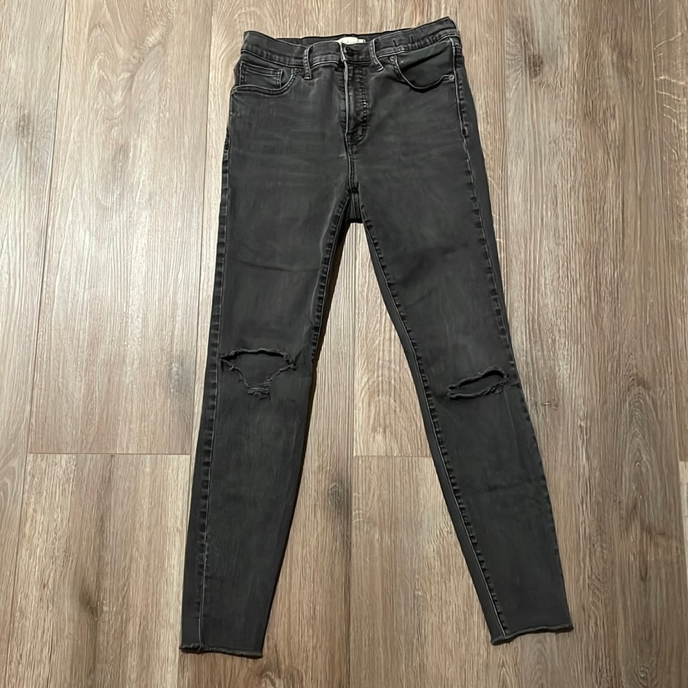 Black high rise skinny jeans size 29 by madewell